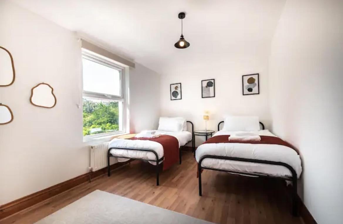 Metropolitan - 2 Bed, Private Parking Apartment, Great Commercial Home From Home Stay! Southampton Esterno foto